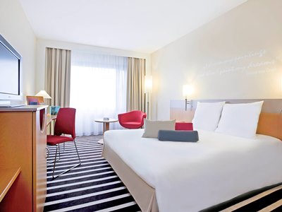 bedroom 2 - hotel novotel katowice centrum - katowice, poland