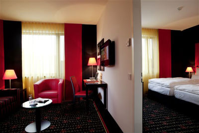 suite - hotel vienna house easy by wyndham katowice - katowice, poland