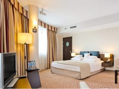 bedroom - hotel qubus krakow - krakow, poland