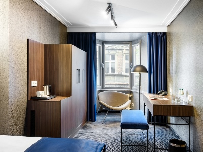 standard bedroom 5 - hotel logos - krakow, poland