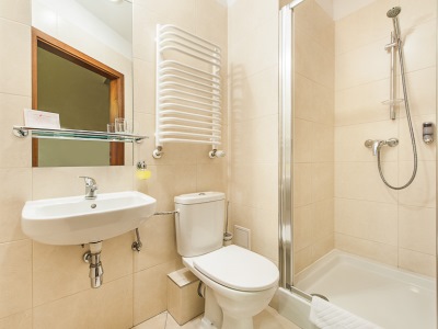 bathroom - hotel downtown krakow - krakow, poland