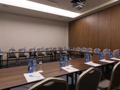 conference room 1 - hotel doubletree by hilton htl convt ctr - krakow, poland
