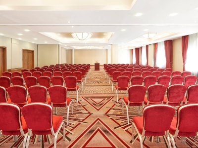 conference room - hotel sheraton grand krakow - krakow, poland