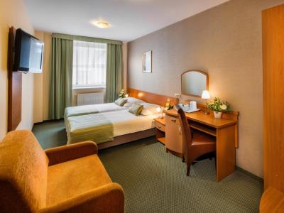 bedroom 1 - hotel galicya - krakow, poland