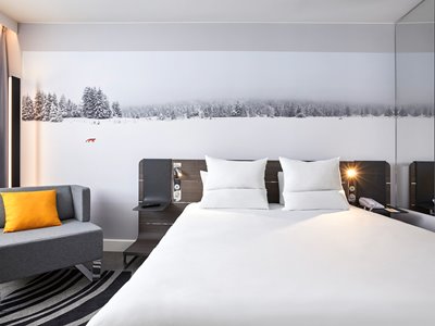 bedroom 2 - hotel novotel poznan centrum - poznan, poland