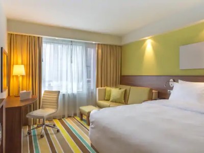 bedroom 1 - hotel hampton by hilton warsaw city centre - warsaw, poland