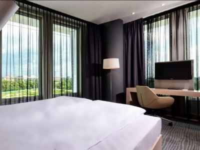 bedroom 3 - hotel sound garden - warsaw, poland