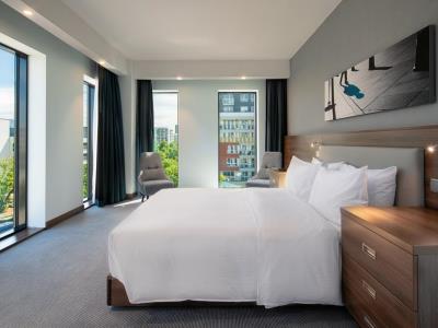 bedroom - hotel hampton by hilton warsaw mokotow - warsaw, poland