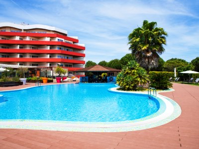 outdoor pool - hotel ms aparthotel - linda a velha, portugal
