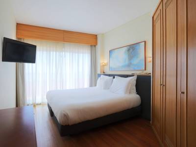 bedroom 4 - hotel ms aparthotel - linda a velha, portugal
