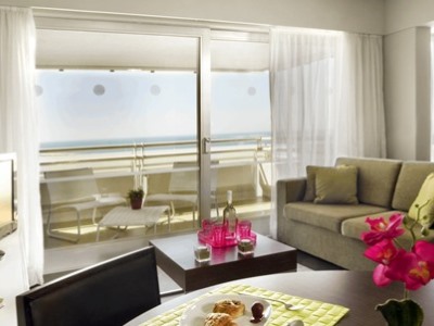 bedroom 3 - hotel aqualuz troia mar and rio by the editory - troia, portugal
