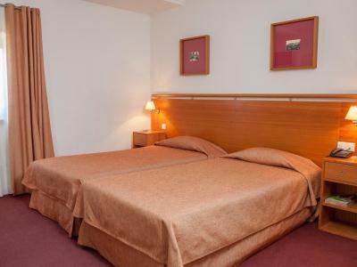 bedroom 1 - hotel do lago - braga, portugal