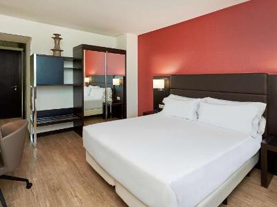 bedroom 1 - hotel nh coimbra dona ines - coimbra, portugal