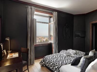 bedroom 16 - hotel inglaterra - estoril, portugal
