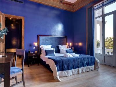 bedroom 10 - hotel inglaterra - estoril, portugal