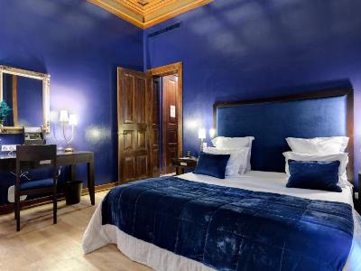 bedroom 11 - hotel inglaterra - estoril, portugal