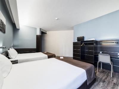 bedroom 1 - hotel moov hotel evora - evora, portugal
