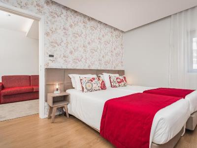 bedroom 9 - hotel essence inn marianos - fatima, portugal