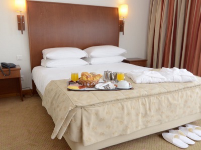 bedroom - hotel cinquentenario - fatima, portugal