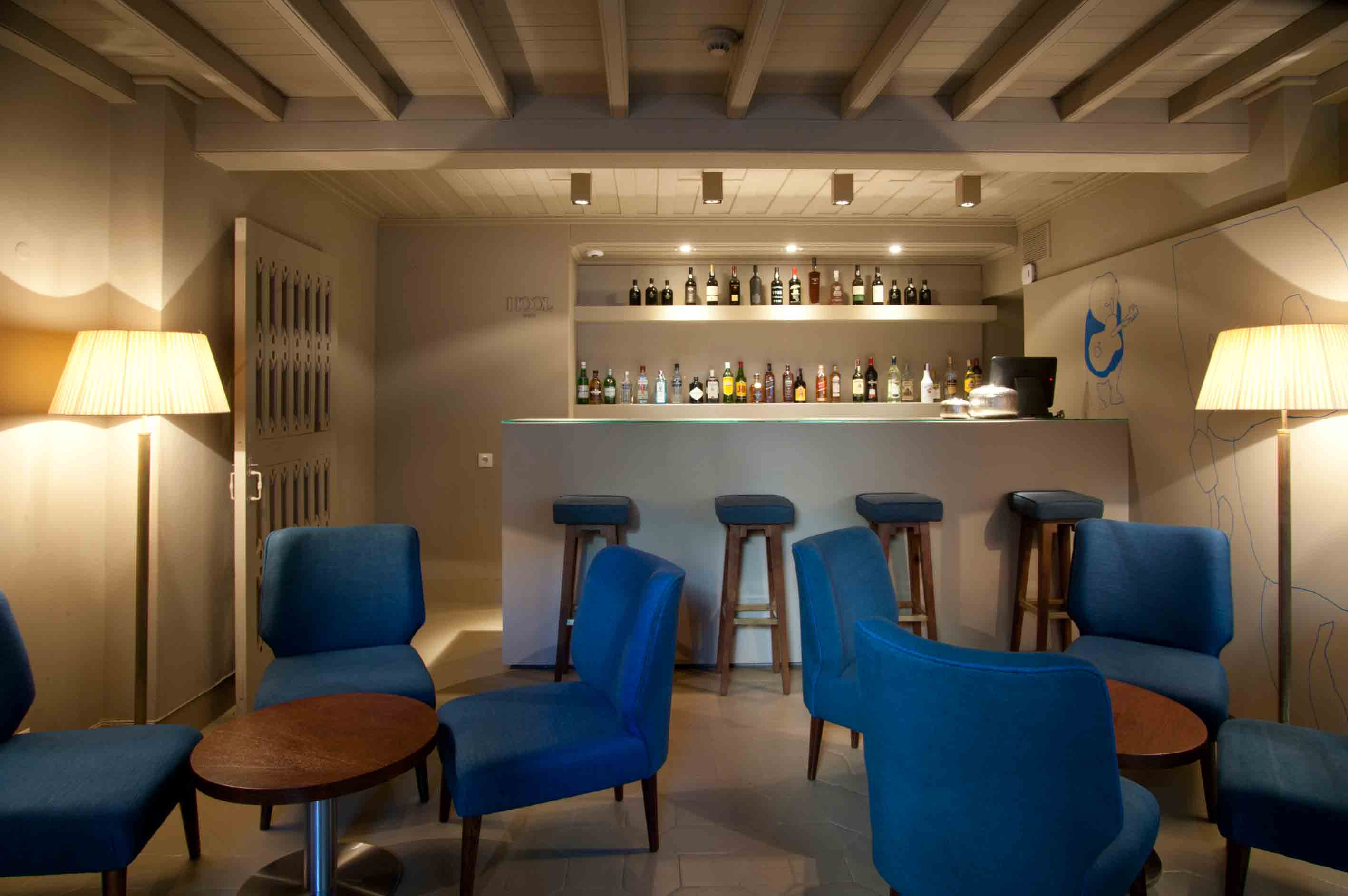 bar 1 - hotel da oliveira - guimaraes, portugal