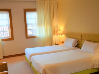 bedroom 2 - hotel toural - guimaraes, portugal