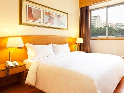 standard bedroom - hotel hf fenix - lisbon, portugal