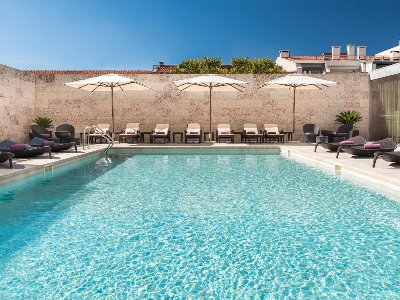 outdoor pool - hotel sheraton lisboa hotel and spa - lisbon, portugal