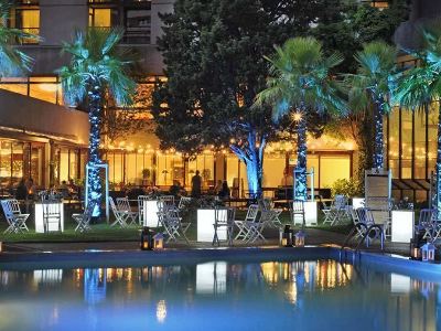 outdoor pool - hotel marriott lisbon - lisbon, portugal