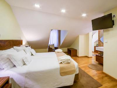 bedroom 3 - hotel borges chiado - lisbon, portugal