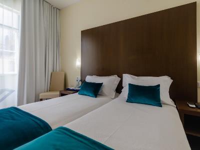 bedroom 11 - hotel hotel lx rossio - lisbon, portugal