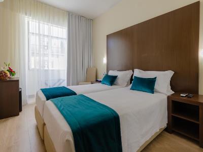 bedroom 12 - hotel hotel lx rossio - lisbon, portugal