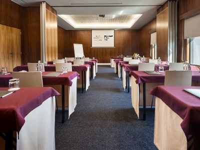 conference room - hotel acores lisboa - lisbon, portugal