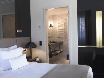 bedroom 1 - hotel altis avenida - lisbon, portugal