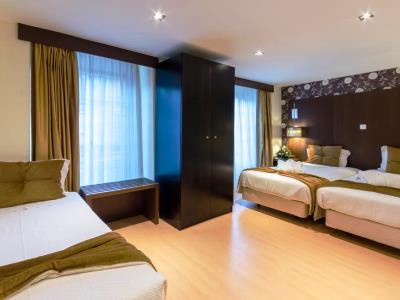 bedroom 1 - hotel duas nacoes - lisbon, portugal