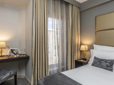 bedroom 3 - hotel czar - lisbon, portugal