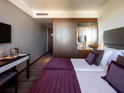 bedroom 3 - hotel neya lisboa - lisbon, portugal
