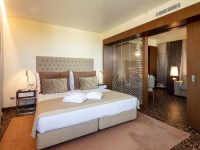 bedroom 5 - hotel neya lisboa - lisbon, portugal