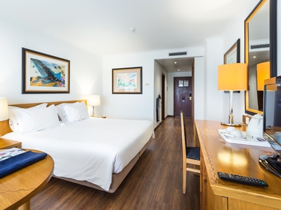 bedroom 3 - hotel radisson blu lisboa - lisbon, portugal