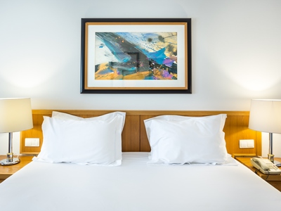 bedroom 4 - hotel radisson blu lisboa - lisbon, portugal