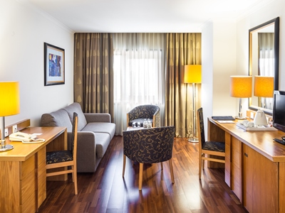 suite 1 - hotel radisson blu lisboa - lisbon, portugal