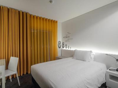 bedroom 4 - hotel 3k europa - lisbon, portugal
