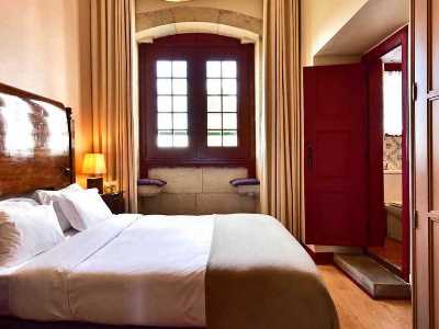 bedroom - hotel pousada castelo de obidos - obidos, portugal