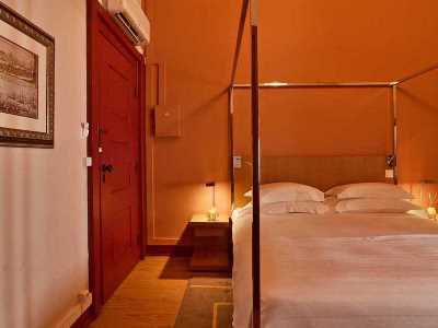 bedroom 6 - hotel pousada castelo de obidos - obidos, portugal