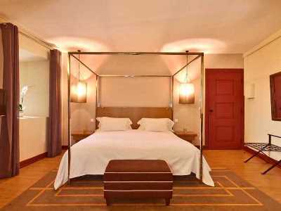 bedroom 4 - hotel pousada castelo de obidos - obidos, portugal