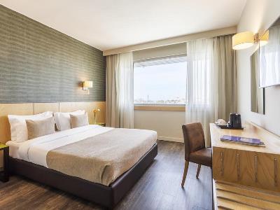 bedroom 5 - hotel hf ipanema - porto, portugal