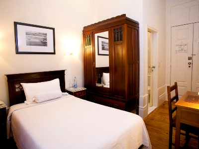 bedroom 1 - hotel aliados - porto, portugal