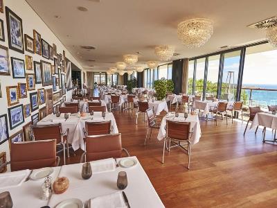 restaurant 2 - hotel martinhal sagres beach family resort - sagres, portugal