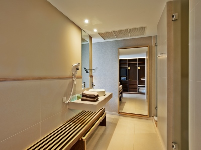 bathroom - hotel vidamar resort hotel algarve - albufeira, portugal