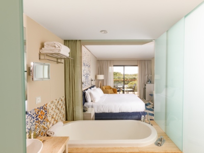 bedroom 1 - hotel hilton vilamoura as cascatas - vilamoura, portugal
