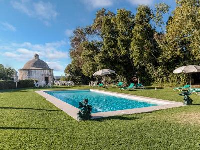 outdoor pool - hotel conimbriga hotel do paco - condeixa a nova, portugal